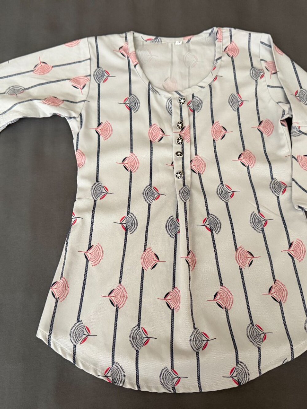 Light Gray Printed Bell-Sleeve Blouse Size 9-10 years